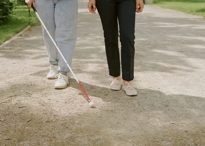 Accompagnement spécialisé pour [le handicap visuel (malvoyance et cécité)]