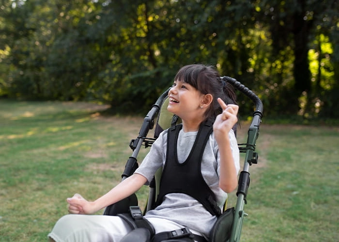 Aide à domicile et accompagnement [spécialisé pour le plurihandicap]